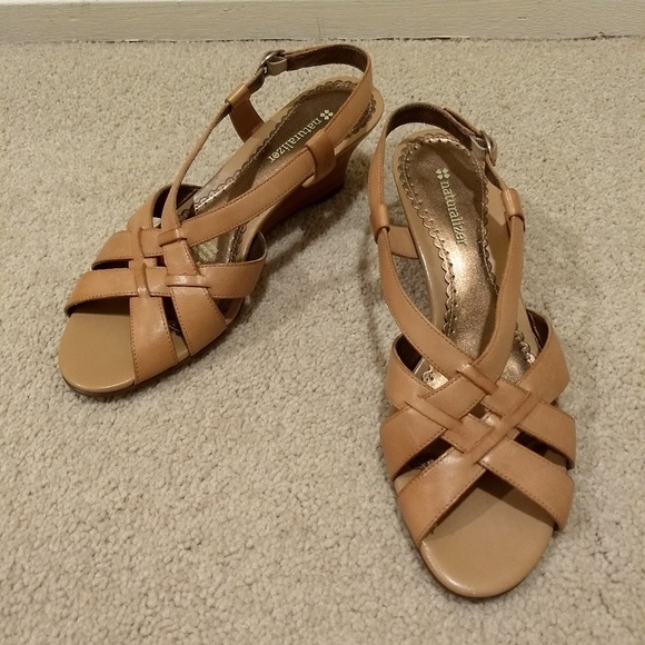 naturalizer perth